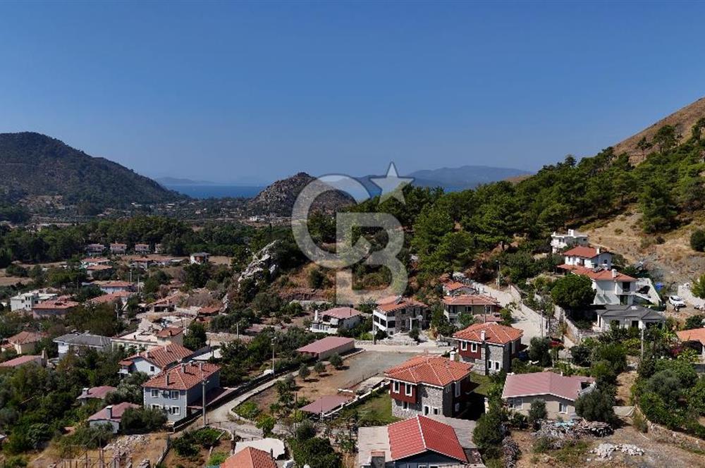 CB Marinadan Hisarönünde Yeşillerle Çevrili 2 Müstakil Villa
