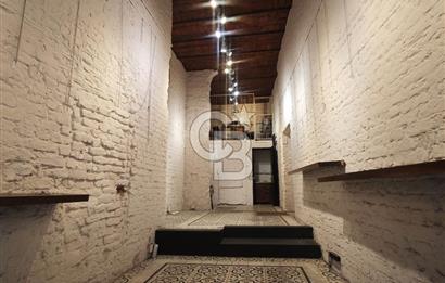 GALATA KULESİ MEYDANDA DEVİRSİZ BOŞ KİRALIK DÜKKAN