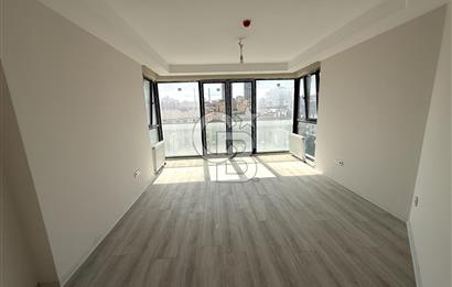 CADDE ÜZERİ SİTE İÇİNDE SATILIK 3+1 DAİRE 