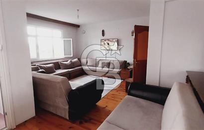 Çayırova Emek Mahallesinde 3 Katlı Bina 