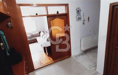 Çayırova Emek Mahallesinde 3 Katlı Bina 