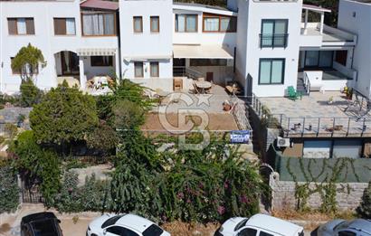 Gündoğan Küçükbük'te Plajlı Sitede En Ön Sırada 5+1