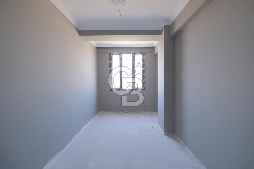                          MENEMEN UĞUR MUMCU DA SATILIK 2+1 DAİRE