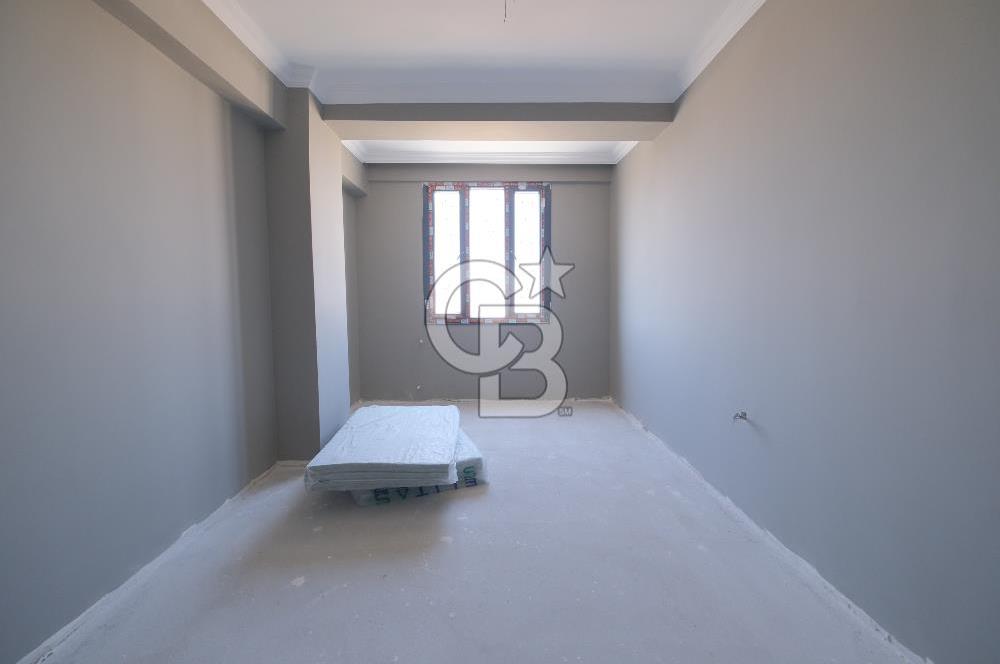                          MENEMEN UĞUR MUMCU DA SATILIK 2+1 DAİRE