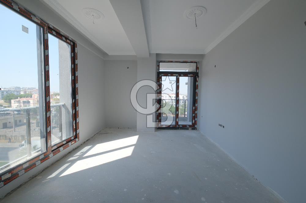                          MENEMEN UĞUR MUMCU DA SATILIK 2+1 DAİRE