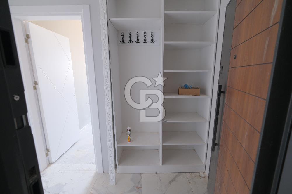                         MENEMEN UĞUR MUMCU DA SATILIK 2+1 DAİRE