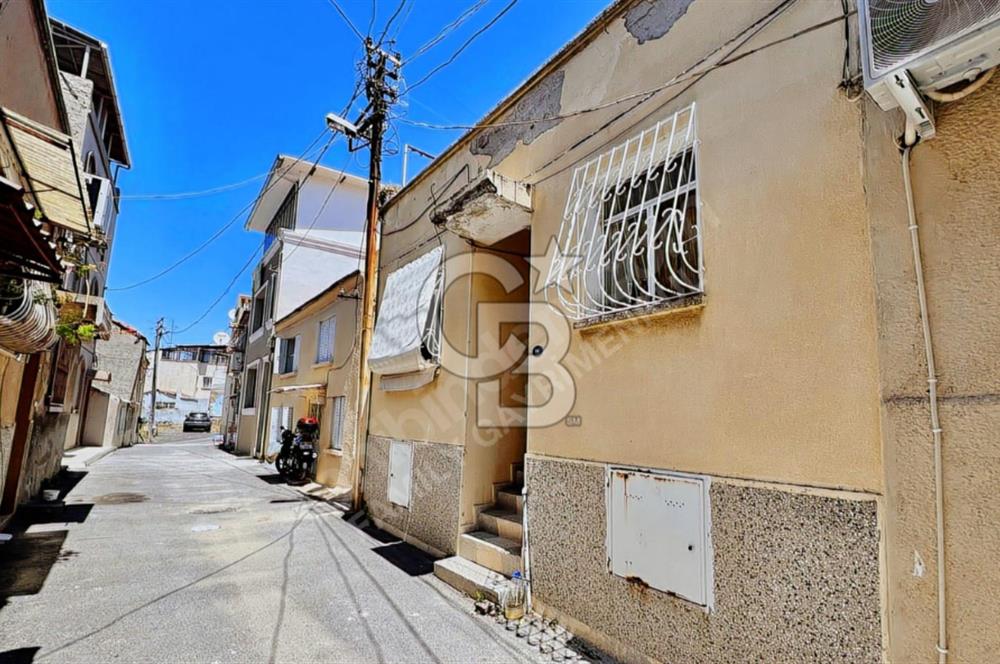 KONAK BAYRAMYERİ MEVKİSİNDE SATILIK 50m2 MÜSTAKİL EV