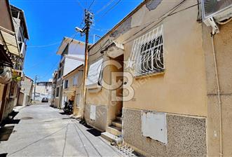 KONAK BAYRAMYERİ MEVKİSİNDE SATILIK 50m2 MÜSTAKİL EV