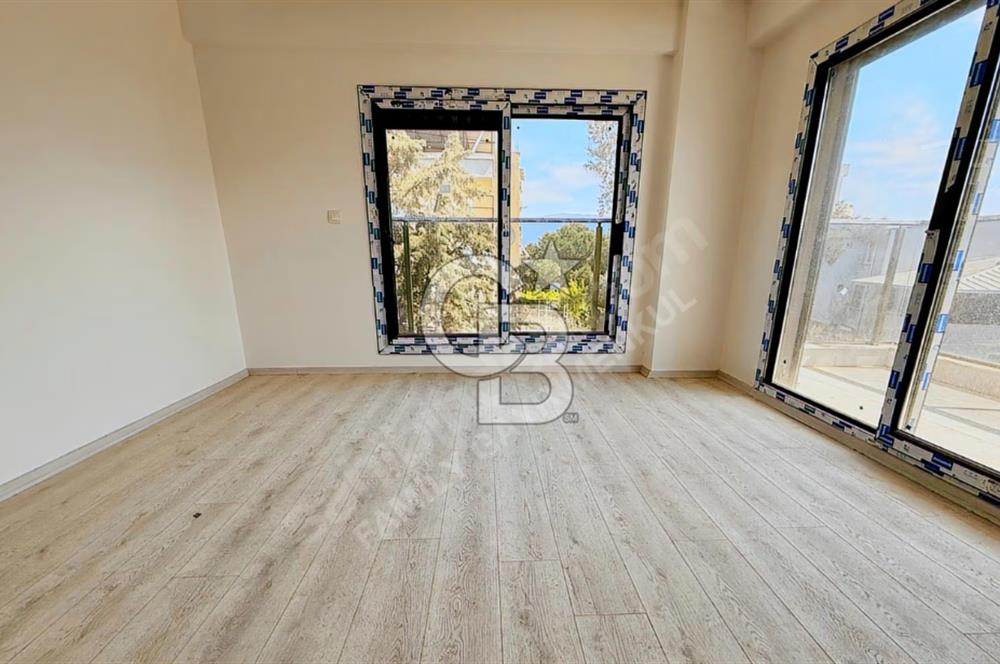 BORNOVA ATATÜRK MAH. MERKEZİ KONUMLU SATILIK SIFIR 2+1