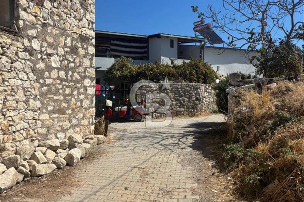 Karaburun Saip'te Köy İçi Satılık İmarlı Arsa