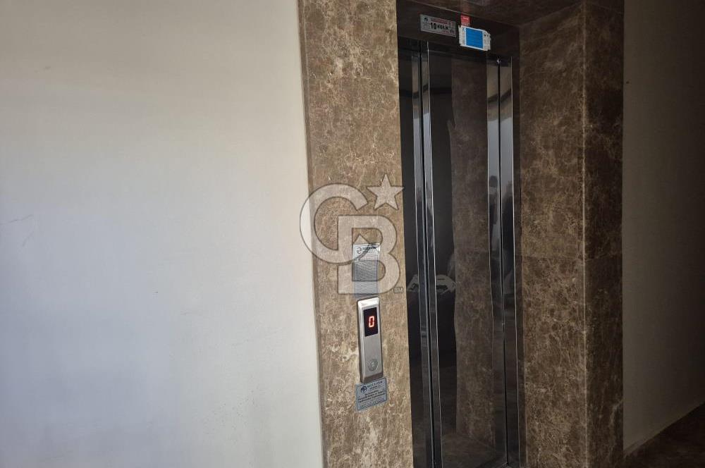 İncek Kızılcaşarda Teraslı ve Kiracılı 1+1 Fırsat Daire