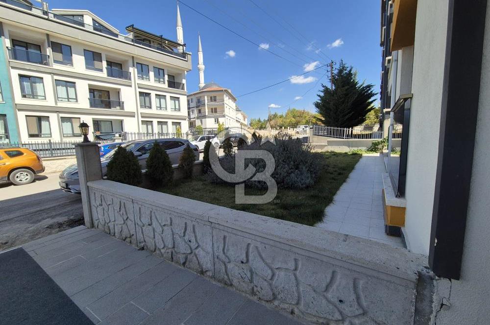 İncek Kızılcaşarda Teraslı ve Kiracılı 1+1 Fırsat Daire