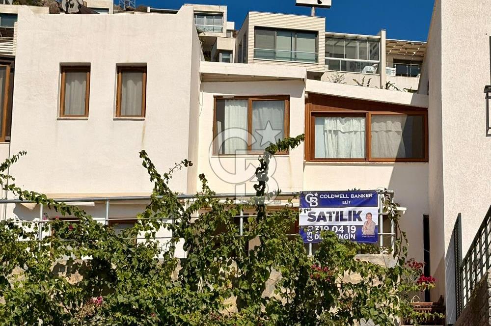 Gündoğan Küçükbük'te Plajlı Sitede En Ön Sırada 5+1