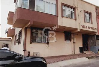 Çayırova Emek Mahallesinde 3 Katlı Bina 