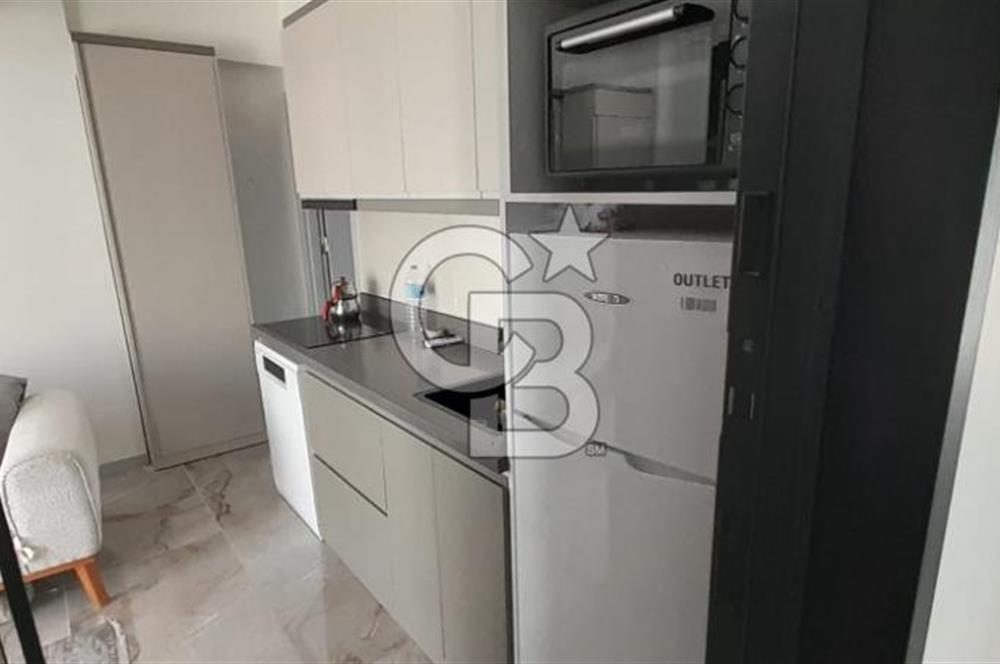 KARŞIYAKA ÇARŞI İÇİNDE SIFIR BİNA SIFIR EŞYALI 1+1 DAİRE