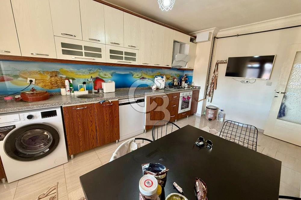 ELMADAĞ MERKEZDE LALE PASTANESİ YANINDA 3+1 SATILIK GENİŞ DAİRE