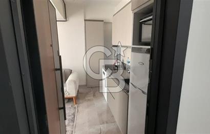 KARŞIYAKA ÇARŞI İÇİNDE SIFIR BİNA SIFIR EŞYALI 1+1 DAİRE