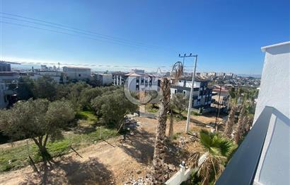 İzmir Torbalı Ayrancılarda Site İçerisinde Satılık Tripleks Villa