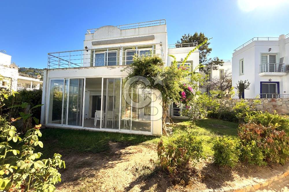 BODRUM-YALIKAVAK, SATILIK MARİNAYA YÜRÜME MESAFELİ DAİRE