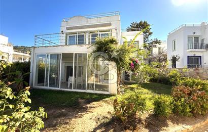 BODRUM-YALIKAVAK, SATILIK MARİNAYA YÜRÜME MESAFELİ DAİRE