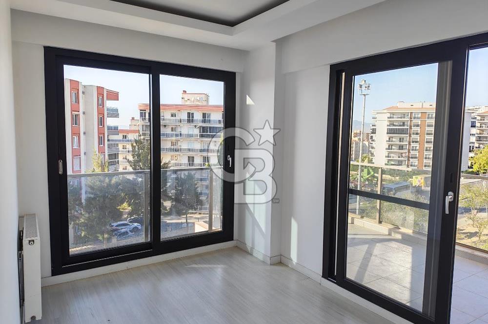Egekent-2'de Yeni Boyalı Aydınlık Kiralık 3+1
