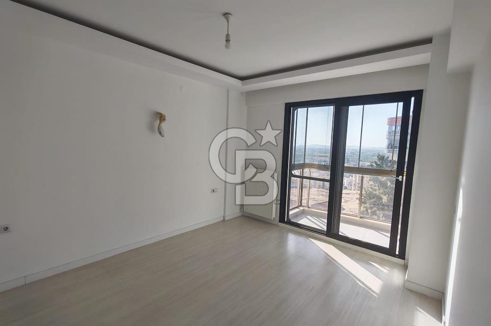 Egekent-2'de Yeni Boyalı Aydınlık Kiralık 3+1