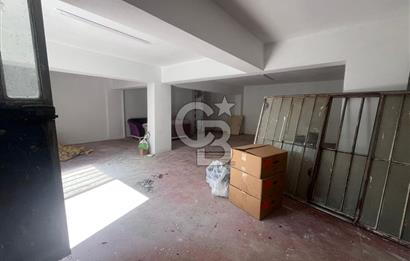 Arnavutköy Merkezde Kiralık 100 m² Dükkan + 80 m² Depo