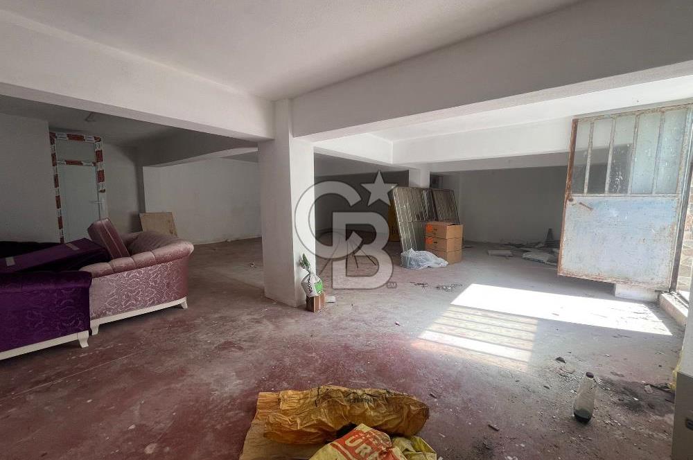 Arnavutköy Merkezde Kiralık 100 m² Dükkan + 80 m² Depo