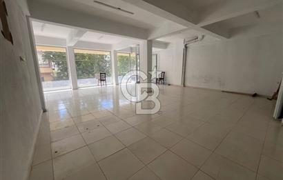 Arnavutköy Merkezde Kiralık 100 m² Dükkan + 80 m² Depo