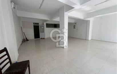Arnavutköy Merkezde Kiralık 100 m² Dükkan + 80 m² Depo