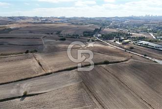 Yeşilbayırda İmara Yakın 2.079 m² Yatırımlık Tarla