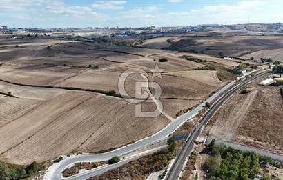 Yeşilbayırda İmara Yakın 2.079 m² Yatırımlık Tarla