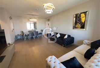 Livin İzmir'den Satılık Deniz Manzaralı 3+1 Daire