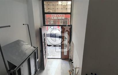 KARŞIYAKA ÇARŞI İÇİNDE SIFIR BİNA SIFIR EŞYALI 1+1 DAİRE