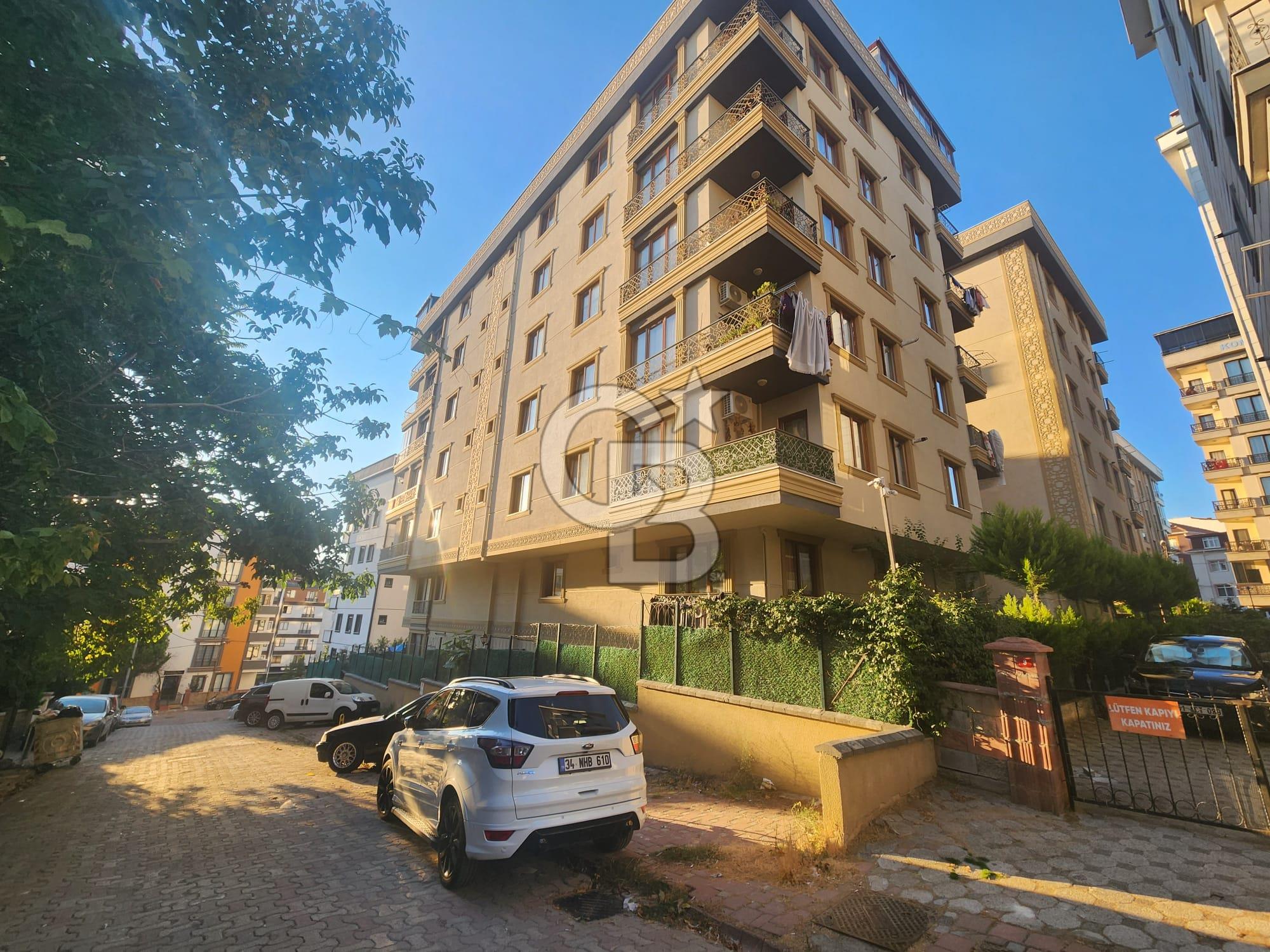 ÇATALMEŞEDE SATILIK SİTE İÇİ GENİŞ 2+1 DAİRE