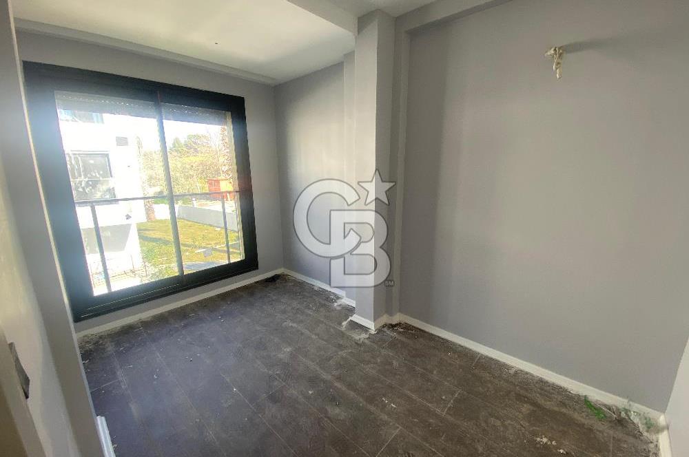 İzmir Torbalı Ayrancılarda Site İçerisinde Satılık Tripleks Villa