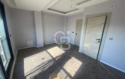 İzmir Torbalı Ayrancılarda Site İçerisinde Satılık Tripleks Villa