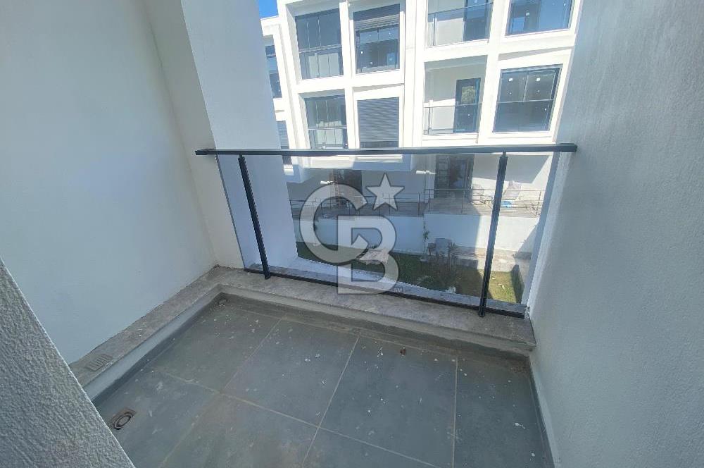 İzmir Torbalı Ayrancılarda Site İçerisinde Satılık Tripleks Villa