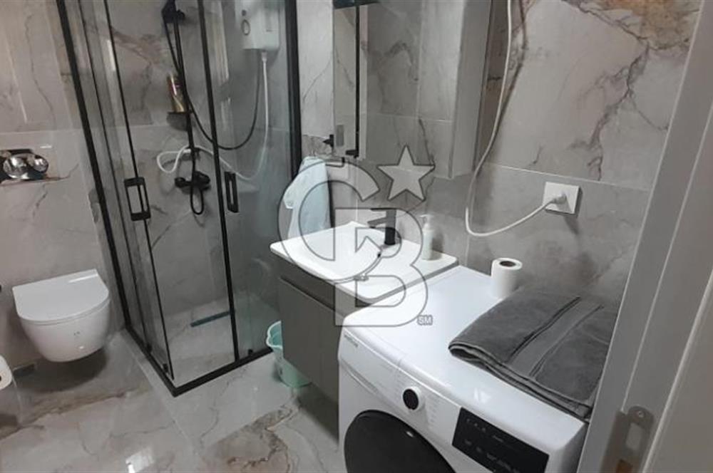 KARŞIYAKA ÇARŞI İÇİNDE SIFIR BİNA SIFIR EŞYALI 1+1 DAİRE