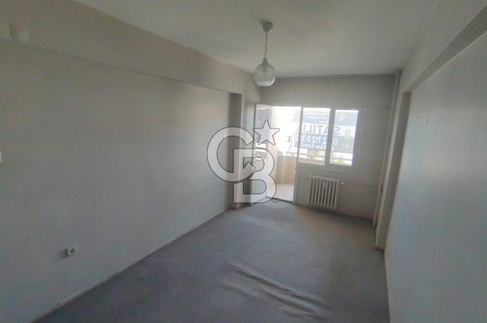 İnönü Caddesi Göztepe Metro Durağında Otoparklı 2 + 1 Daire