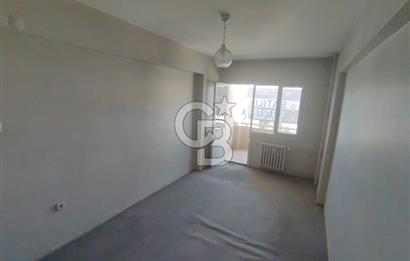 İnönü Caddesi Göztepe Metro Durağında Otoparklı 2 + 1 Daire