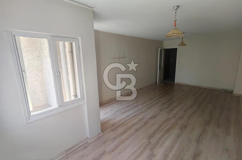 İnönü Caddesi Göztepe Metro Durağında Otoparklı 2 + 1 Daire