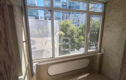İnönü Caddesi Göztepe Metro Durağında Otoparklı 2 + 1 Daire