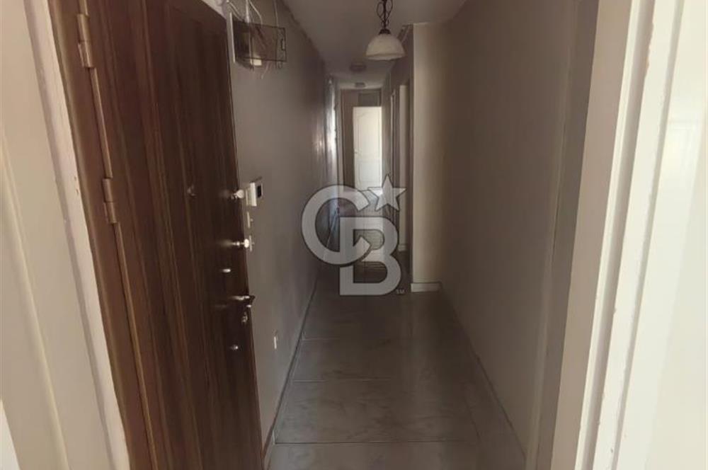 İnönü Caddesi Göztepe Metro Durağında Otoparklı 2 + 1 Daire