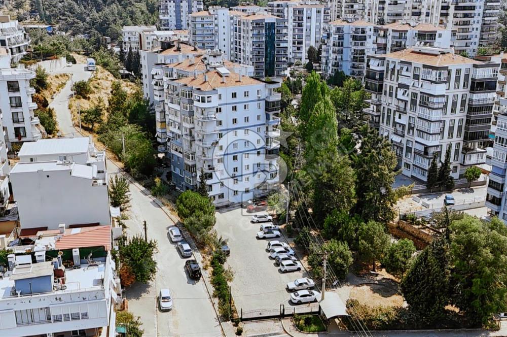 BALÇOVA ÇETİN EMEÇ MH. GÜVENEVLER SİTESİ SATILIK 3+1