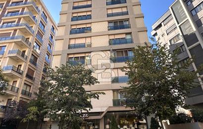 Fenerbahçe Bağdat Caddesi’ne Yakın – Teraslı 223 m² Satılık Çatı Dubleksi