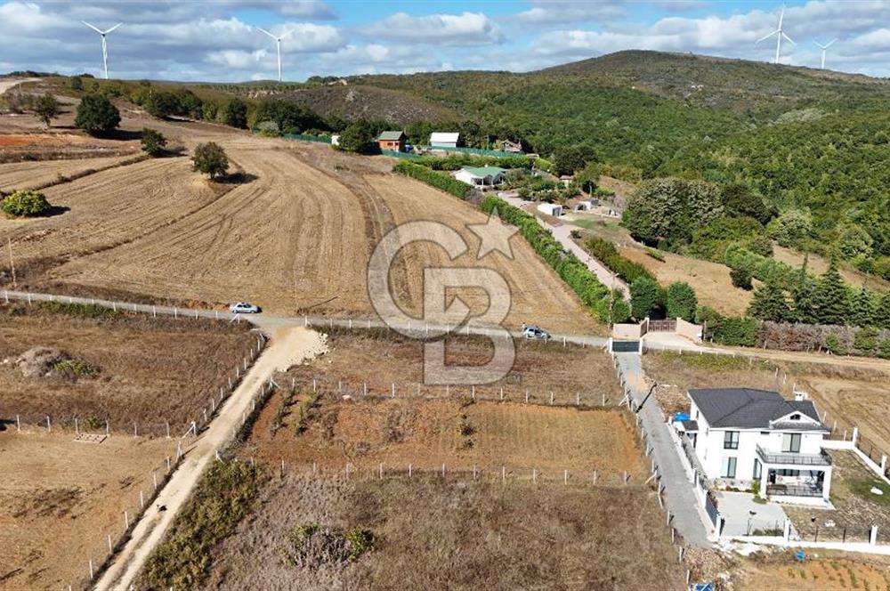 Çatalca İhsaniyede Elektrik Suyu Bulunan 410 m² Tarla