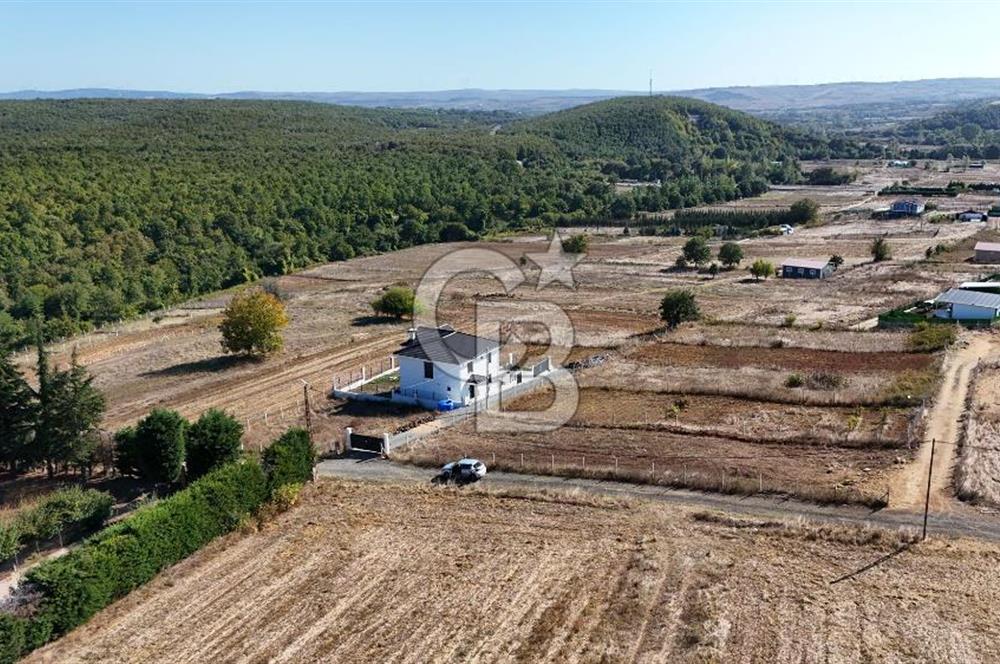 Çatalca İhsaniyede Elektrik Suyu Bulunan 410 m² Tarla
