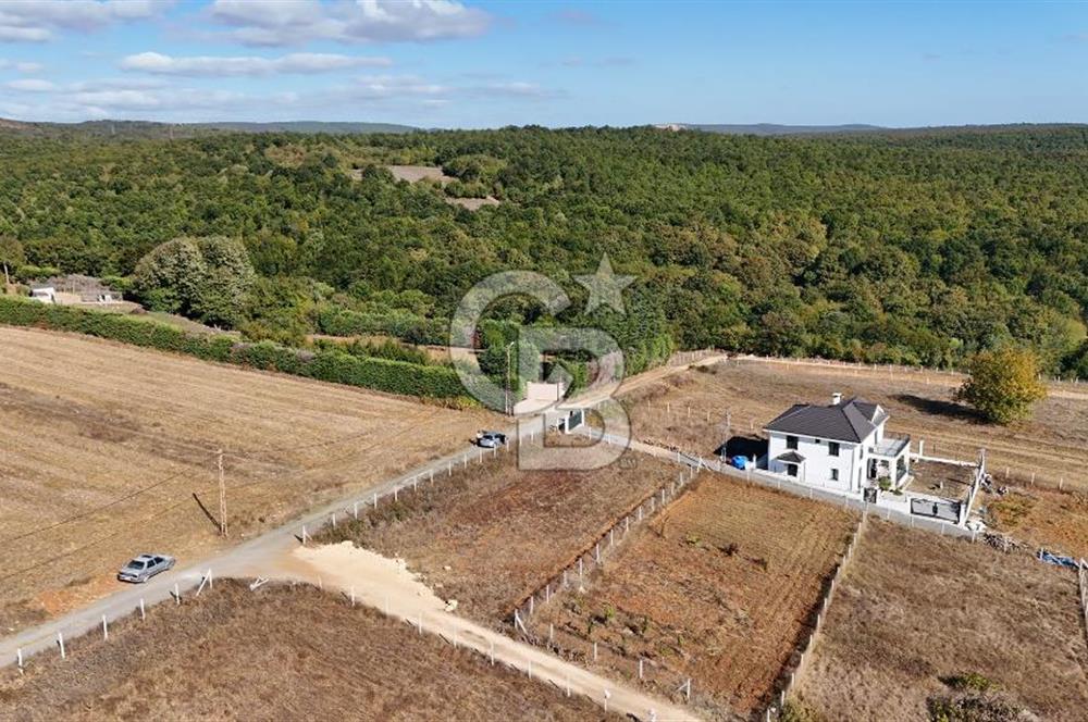 Çatalca İhsaniyede Elektrik Suyu Bulunan 410 m² Tarla