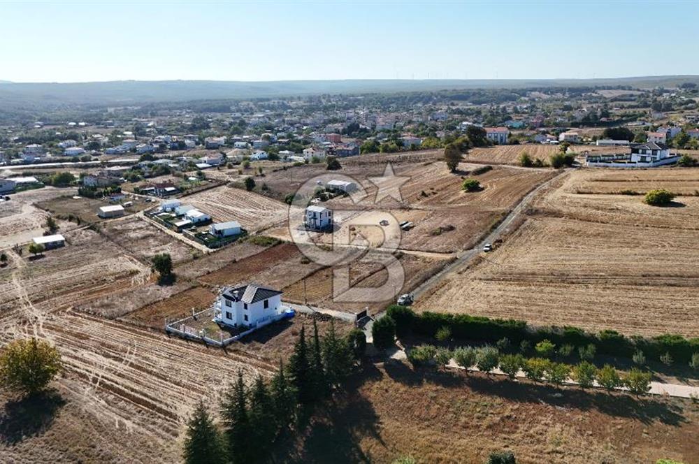 Çatalca İhsaniyede Elektrik Suyu Bulunan 410 m² Tarla